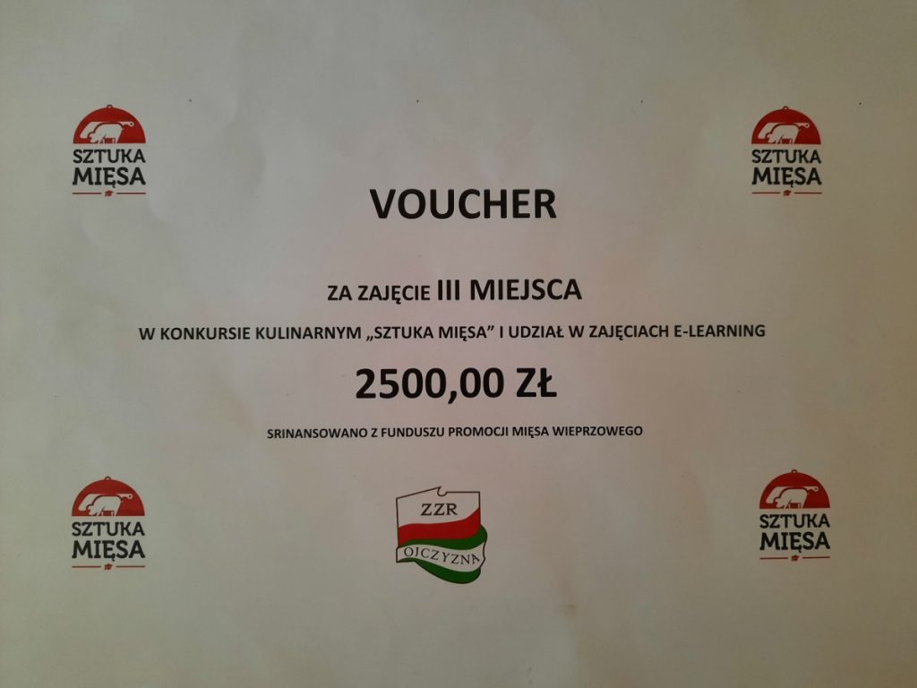 Zdjęcie przedstawia otrzymaną nagrodę - voucher na kwotę 2500 zł.