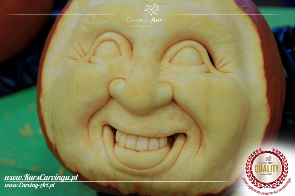 Zdjęcie - Kurs carvingu wystawa  twarz rzeźba 3D w dyni